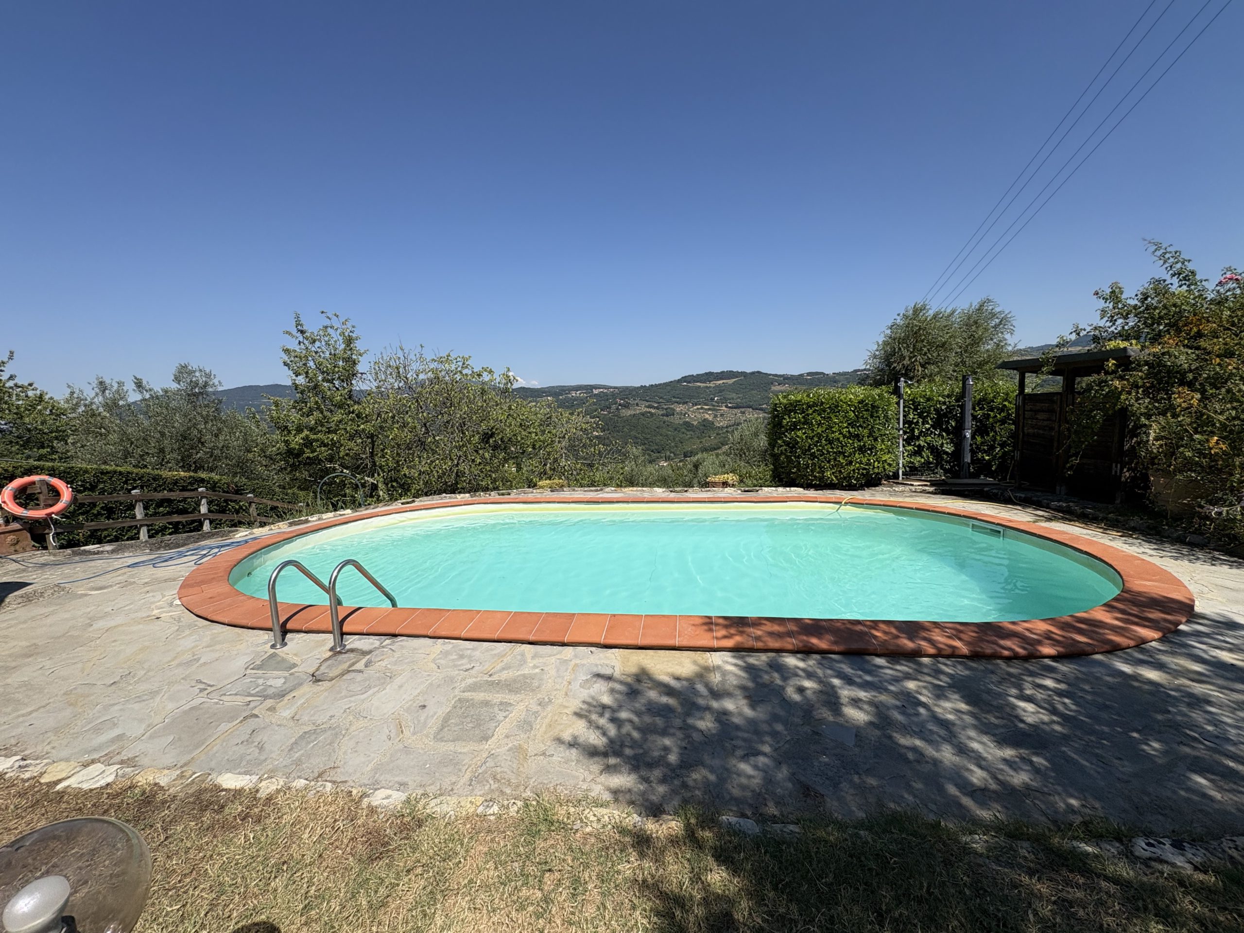 Yoga in piscina